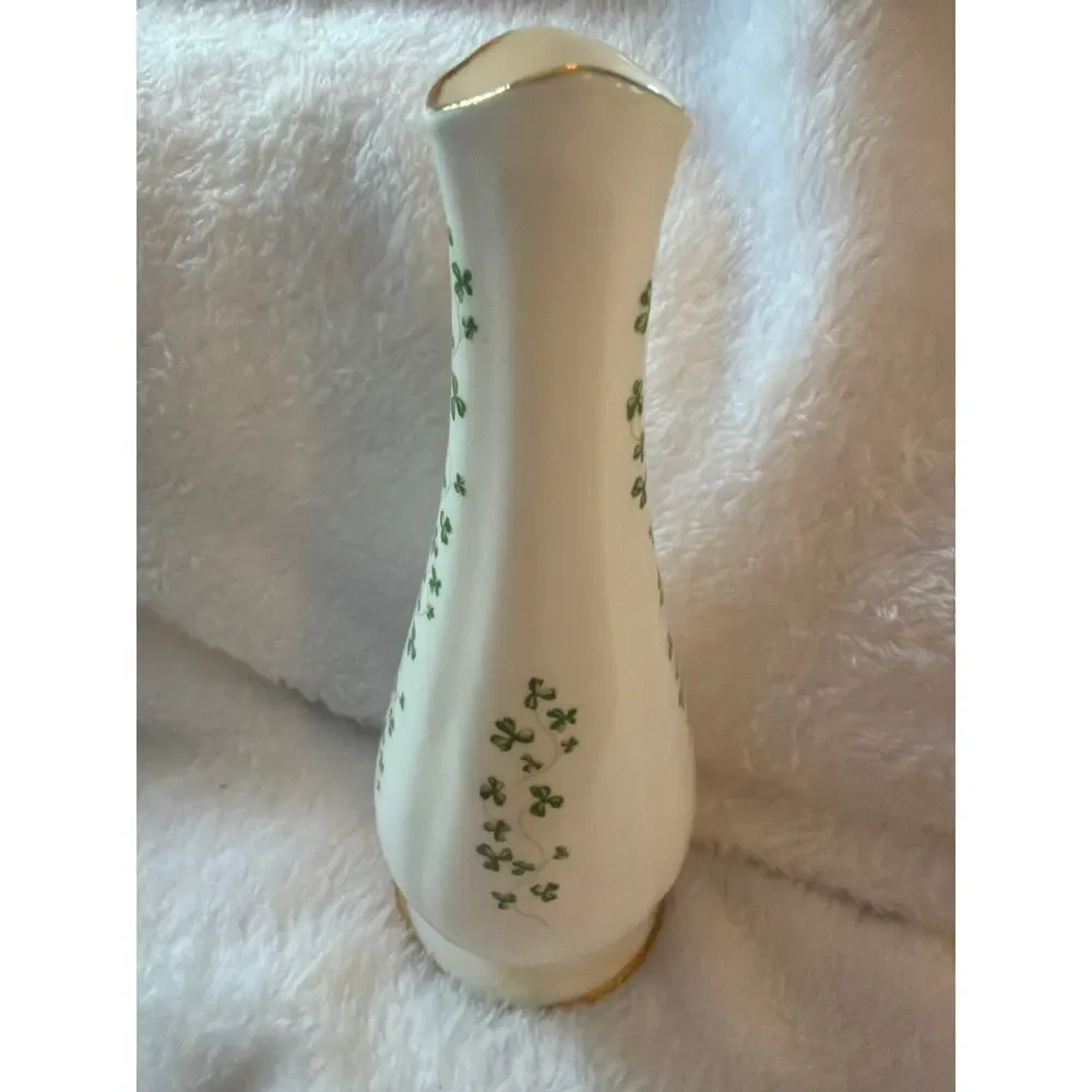 Royal Tara Ireland Shamrock Bud Vase Fine Bone China Hand Made Galway Gold